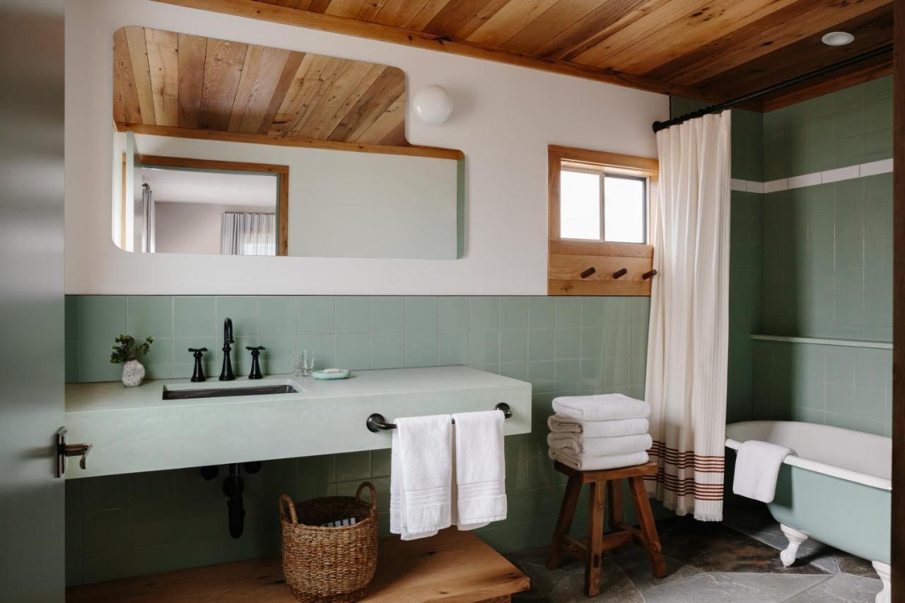 Daunts Albatross Motel Montauk Bagian luar foto